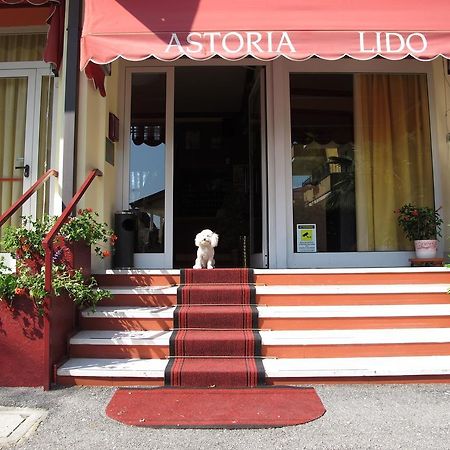 Hotel Astoria Lido Σιρμιόνε Εξωτερικό φωτογραφία