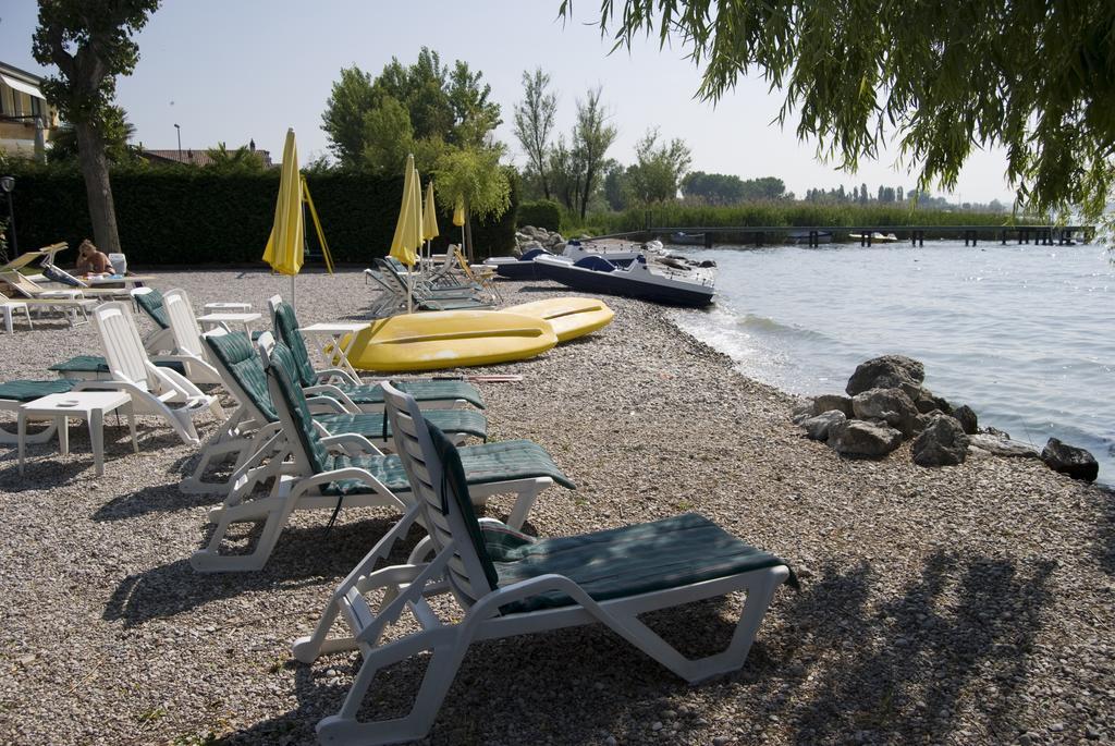 Hotel Astoria Lido Σιρμιόνε Εξωτερικό φωτογραφία